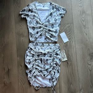 J for Justify 2 piece Set
